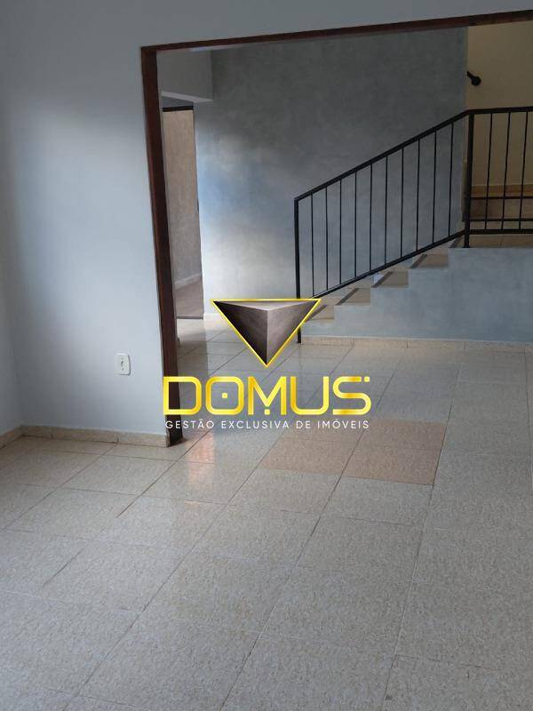 Sobrado, 4 quartos, 197 m² - Foto 1
