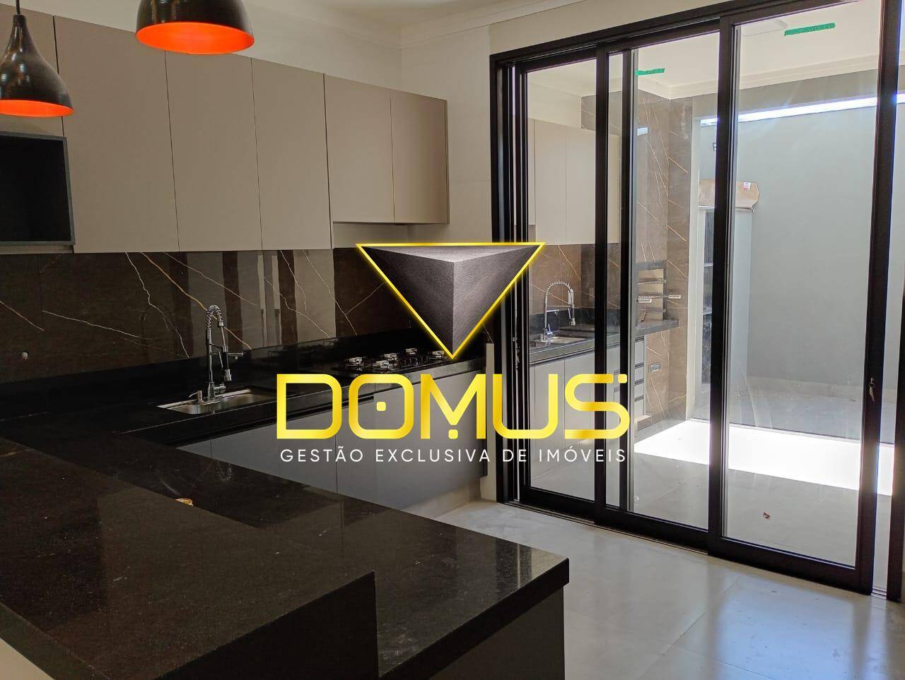 Casa, 3 quartos, 136 m² - Foto 2