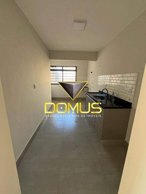 Apartamento, 2 quartos, 70 m² - Foto 2