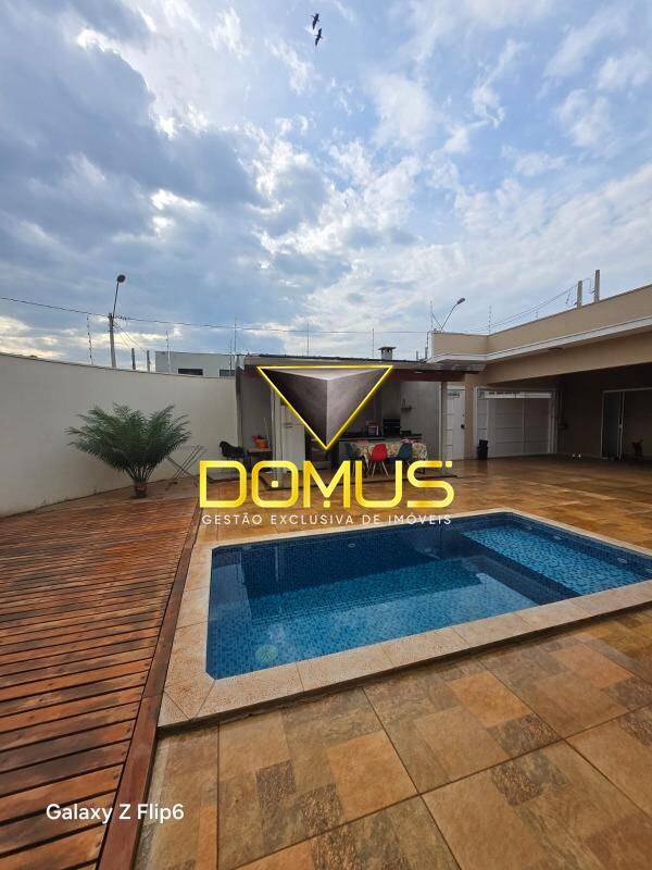 Casa, 3 quartos, 138 m² - Foto 1