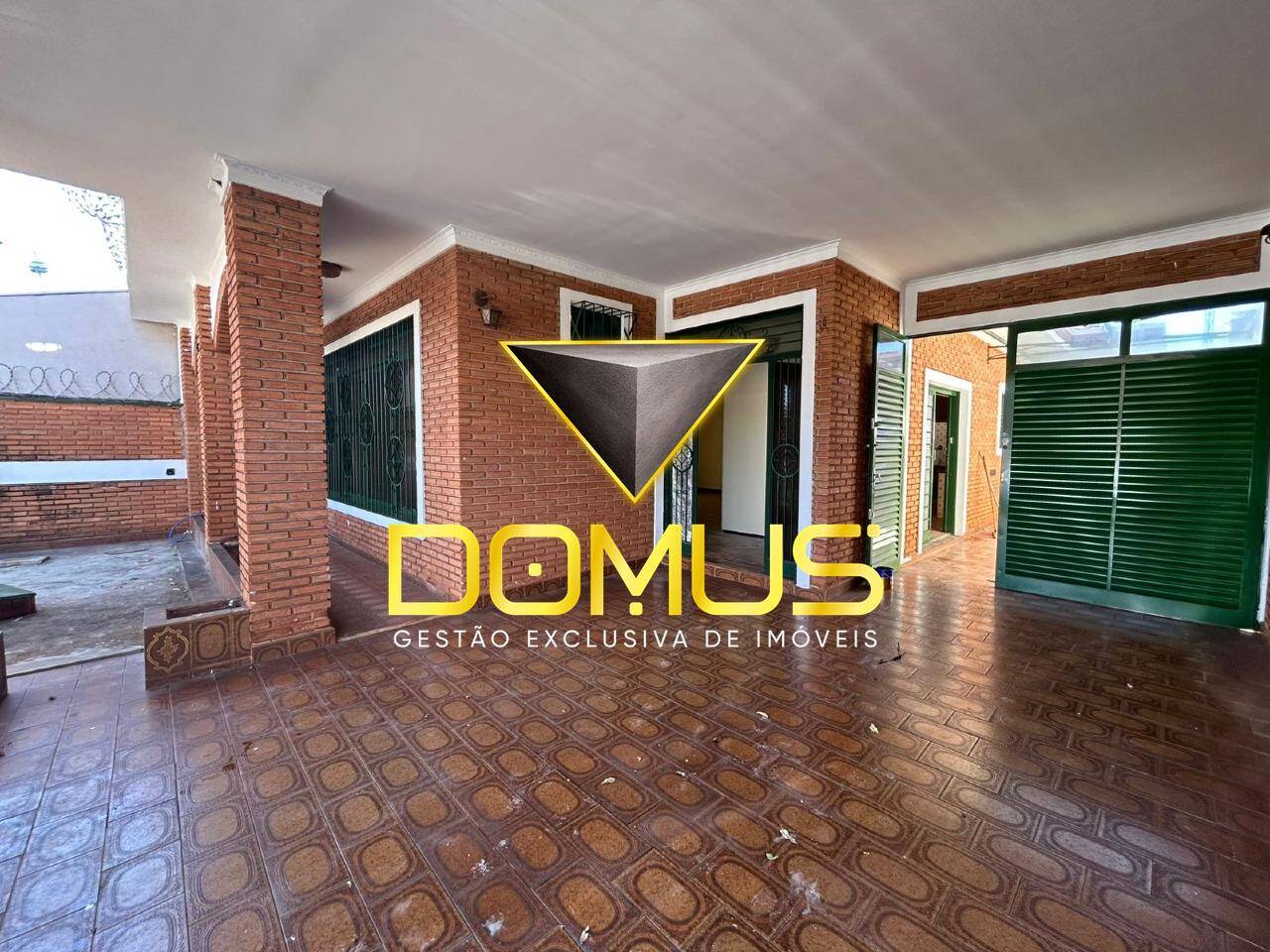 Casa, 5 quartos, 144 m² - Foto 1