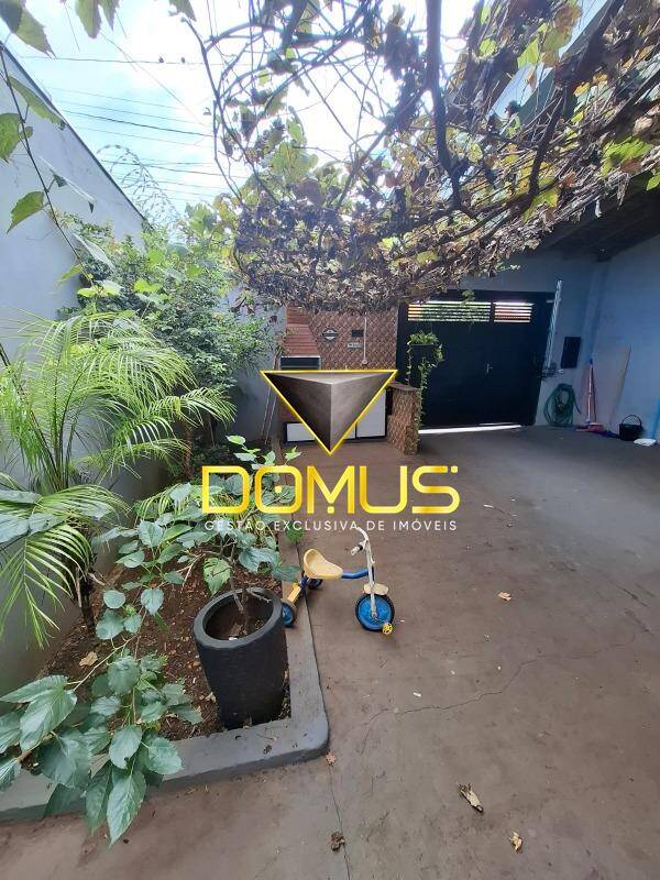 Casa, 2 quartos, 189 m² - Foto 1