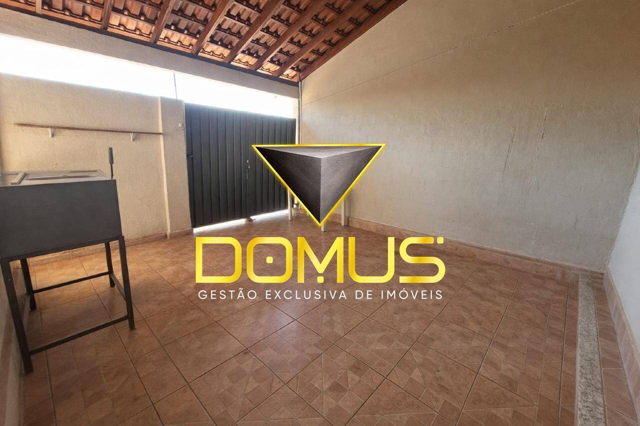 Casa, 3 quartos, 162 m² - Foto 2