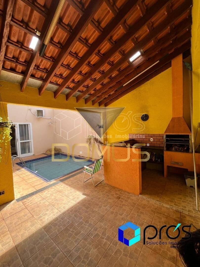 Casa, 2 quartos, 13000 m² - Foto 2