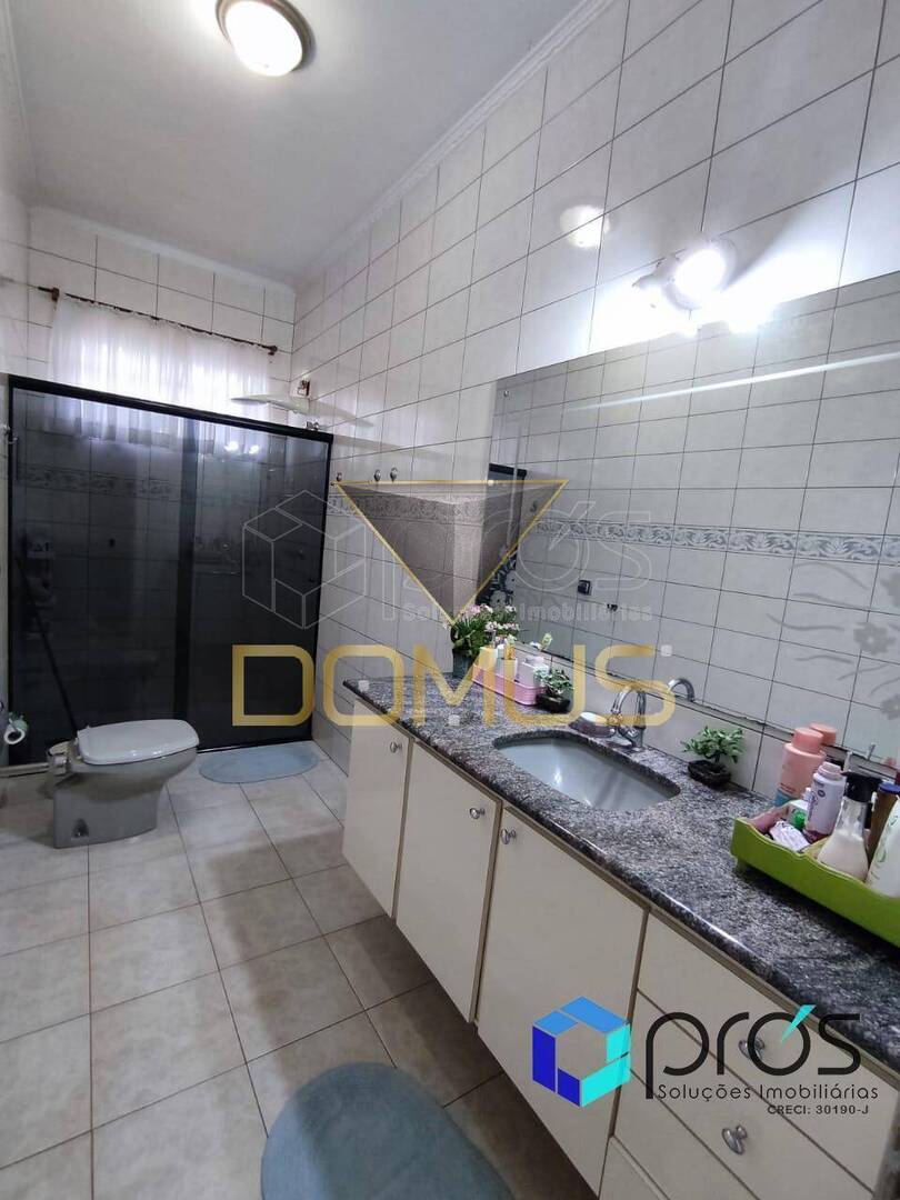 Sobrado, 4 quartos, 30355 m² - Foto 14