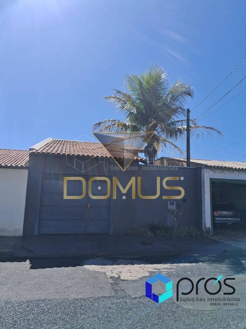 Casa, 2 quartos, 15000 m² - Foto 1