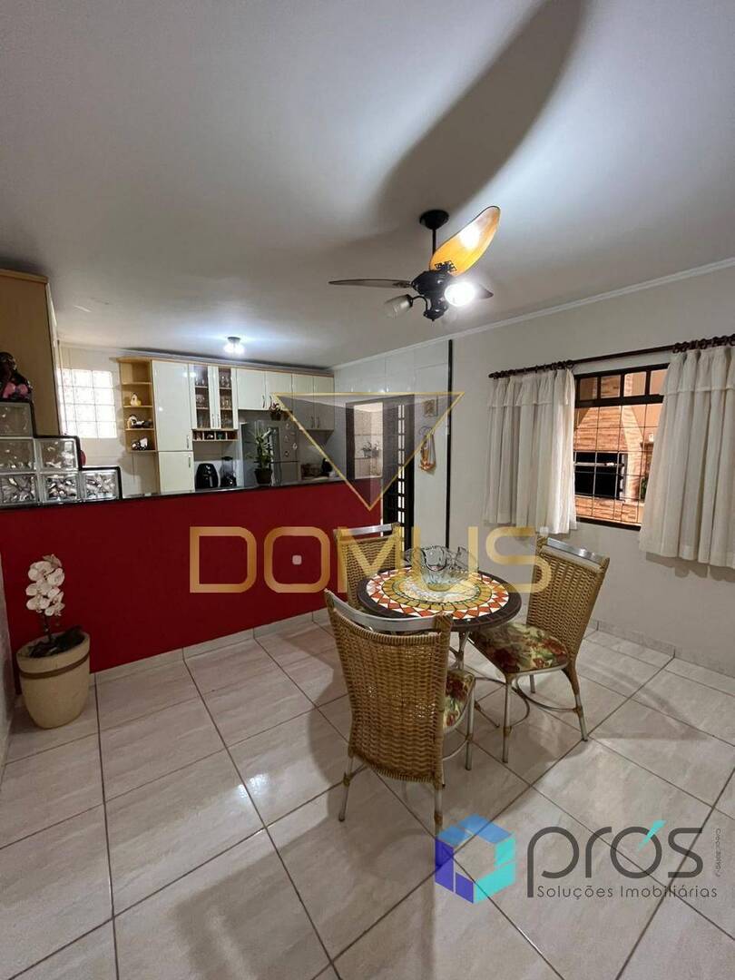 Casa, 2 quartos, 14000 m² - Foto 3