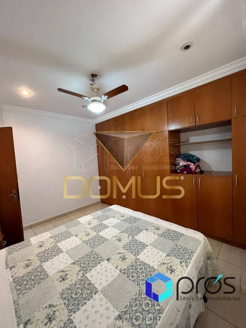Casa, 3 quartos, 253 m² - Foto 10