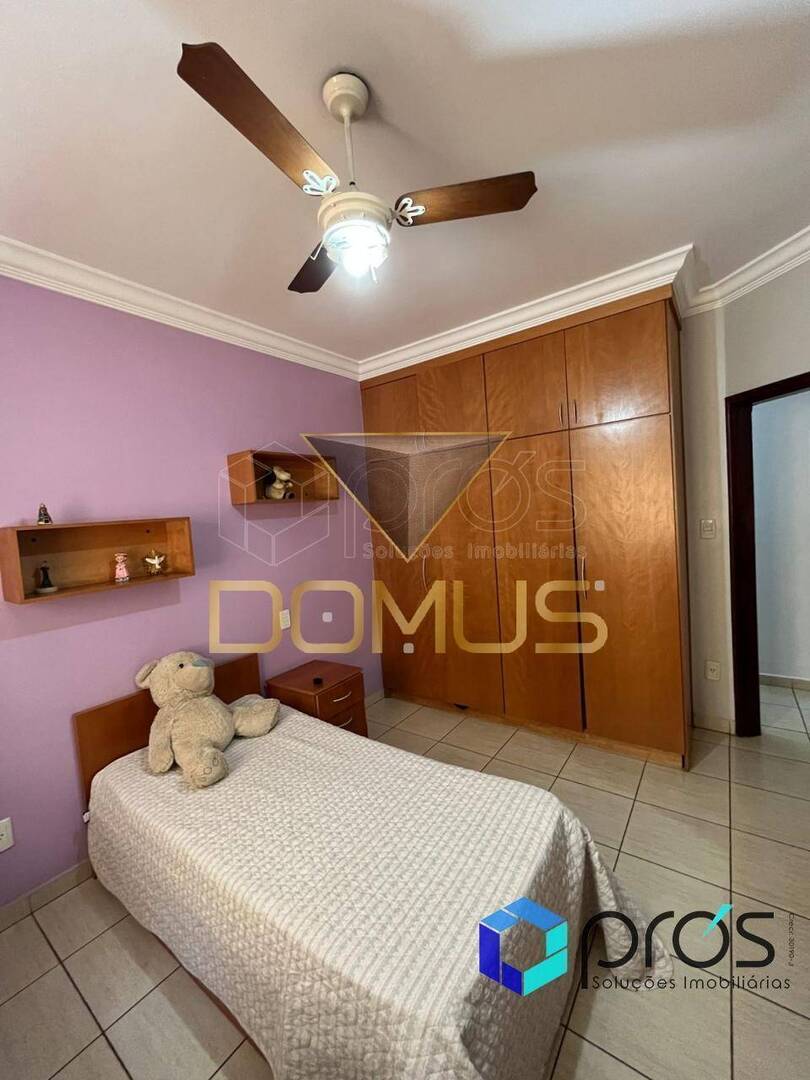 Casa, 3 quartos, 253 m² - Foto 13