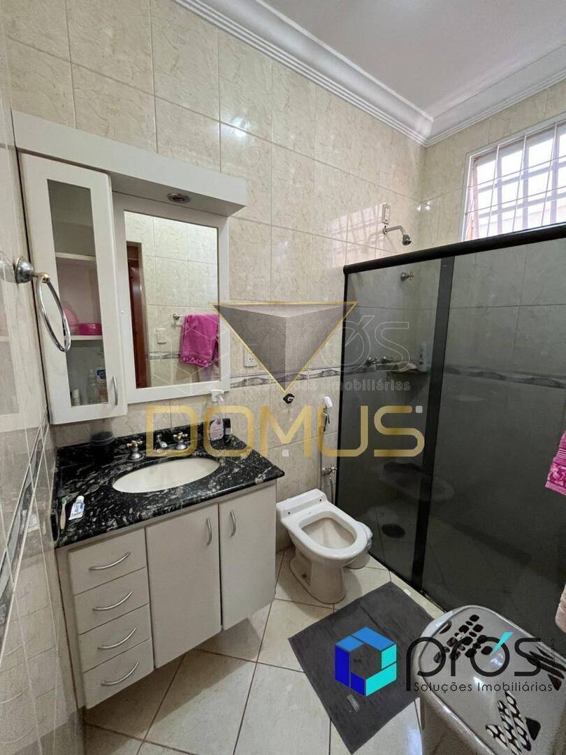 Casa, 3 quartos, 253 m² - Foto 17