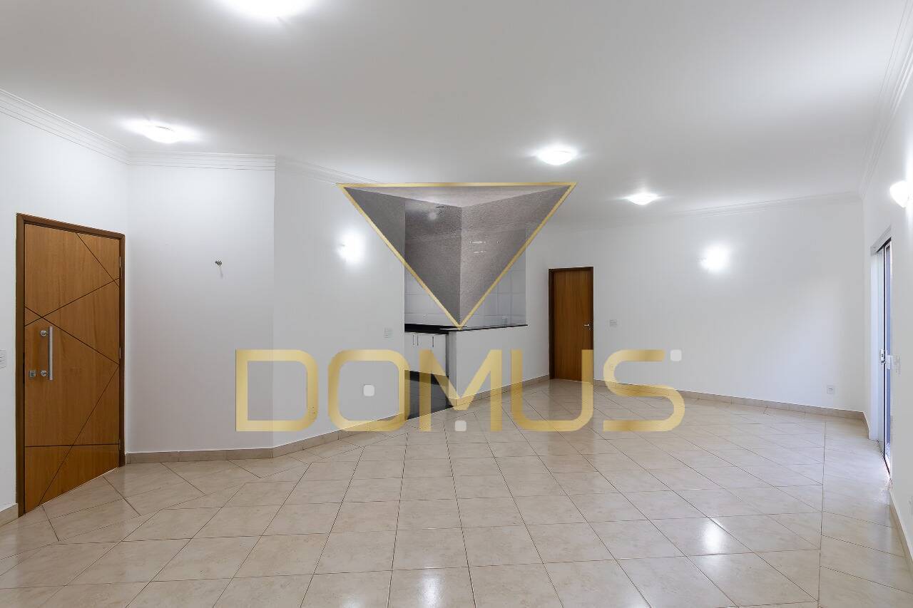 Casa, 3 quartos, 200 m² - Foto 3