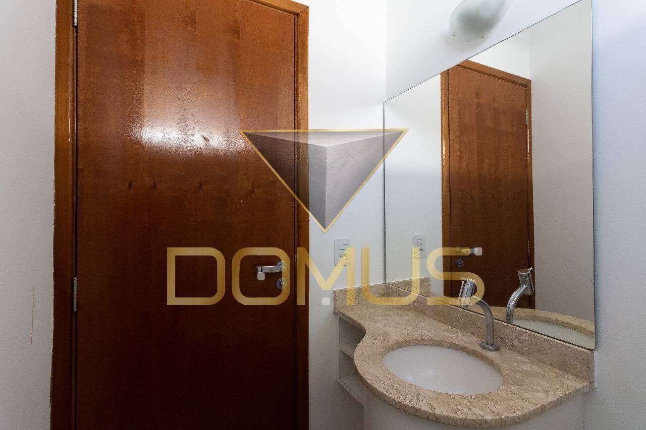 Casa, 3 quartos, 200 m² - Foto 8