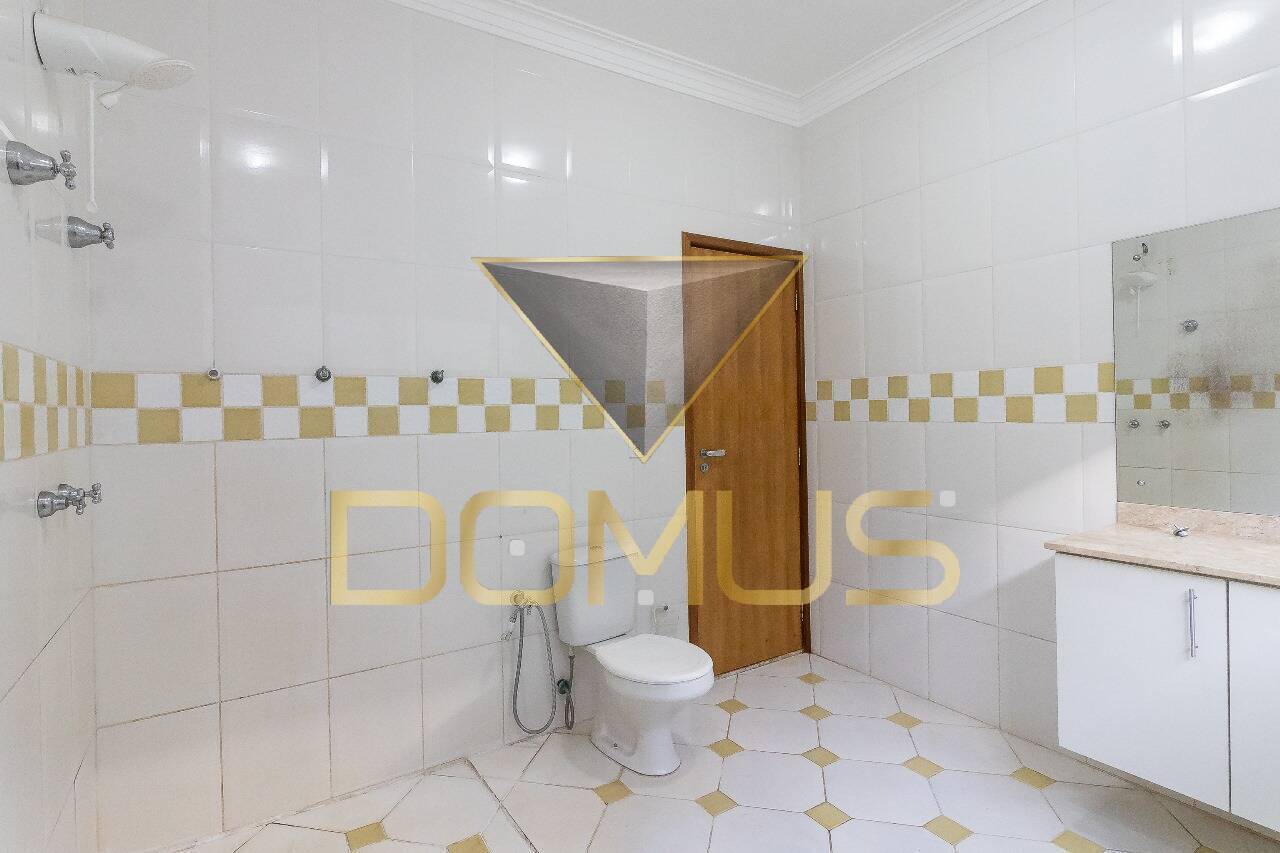 Casa, 3 quartos, 200 m² - Foto 9