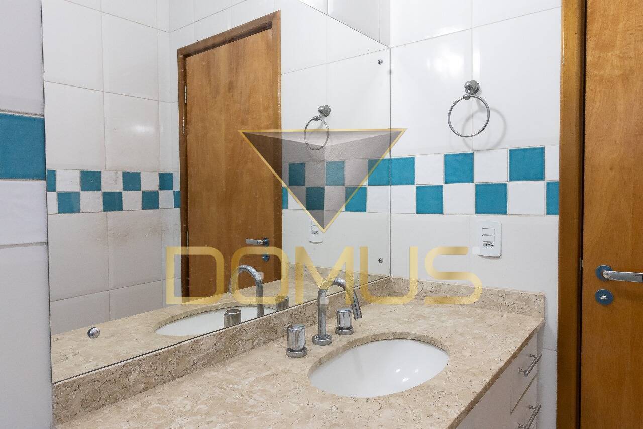 Casa, 3 quartos, 200 m² - Foto 19