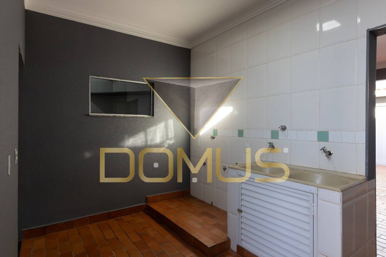 Casa, 3 quartos, 200 m² - Foto 29