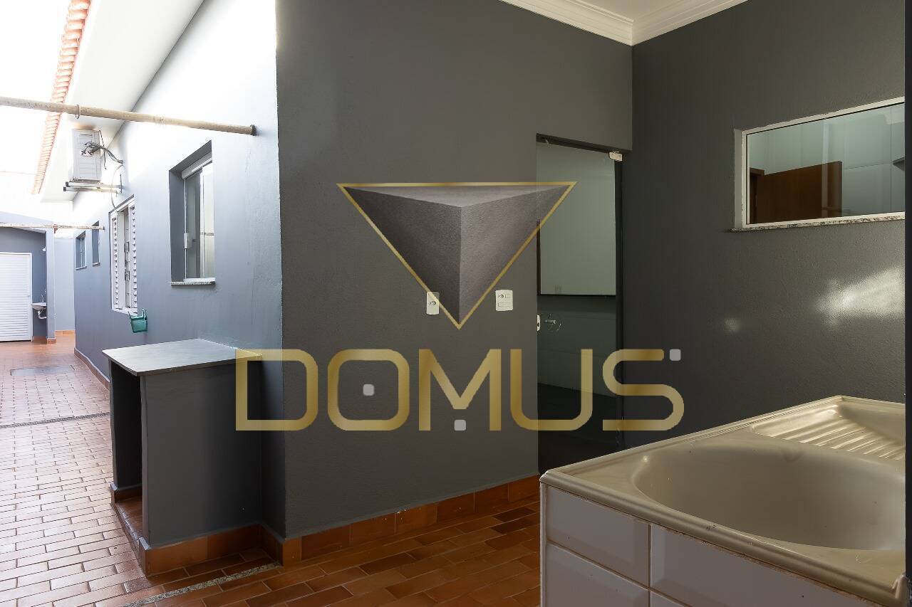 Casa, 3 quartos, 200 m² - Foto 31