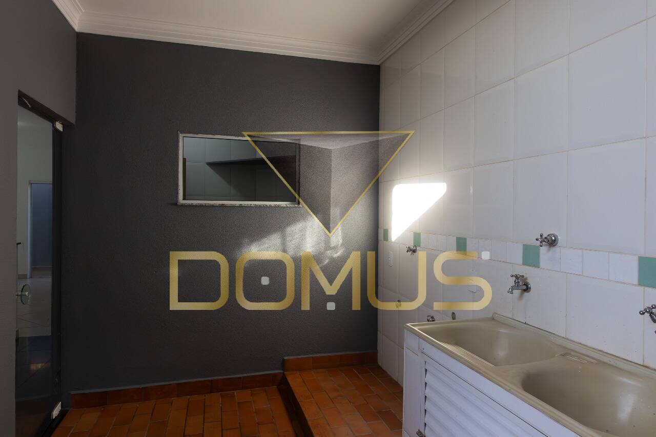 Casa, 3 quartos, 200 m² - Foto 33