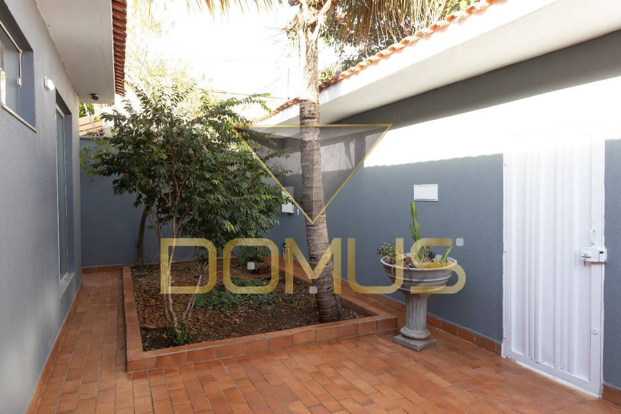 Casa, 3 quartos, 200 m² - Foto 44