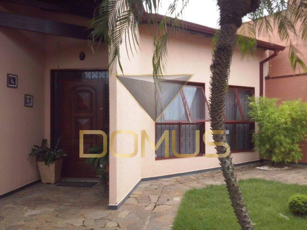 Casa, 3 quartos, 180 m² - Foto 2