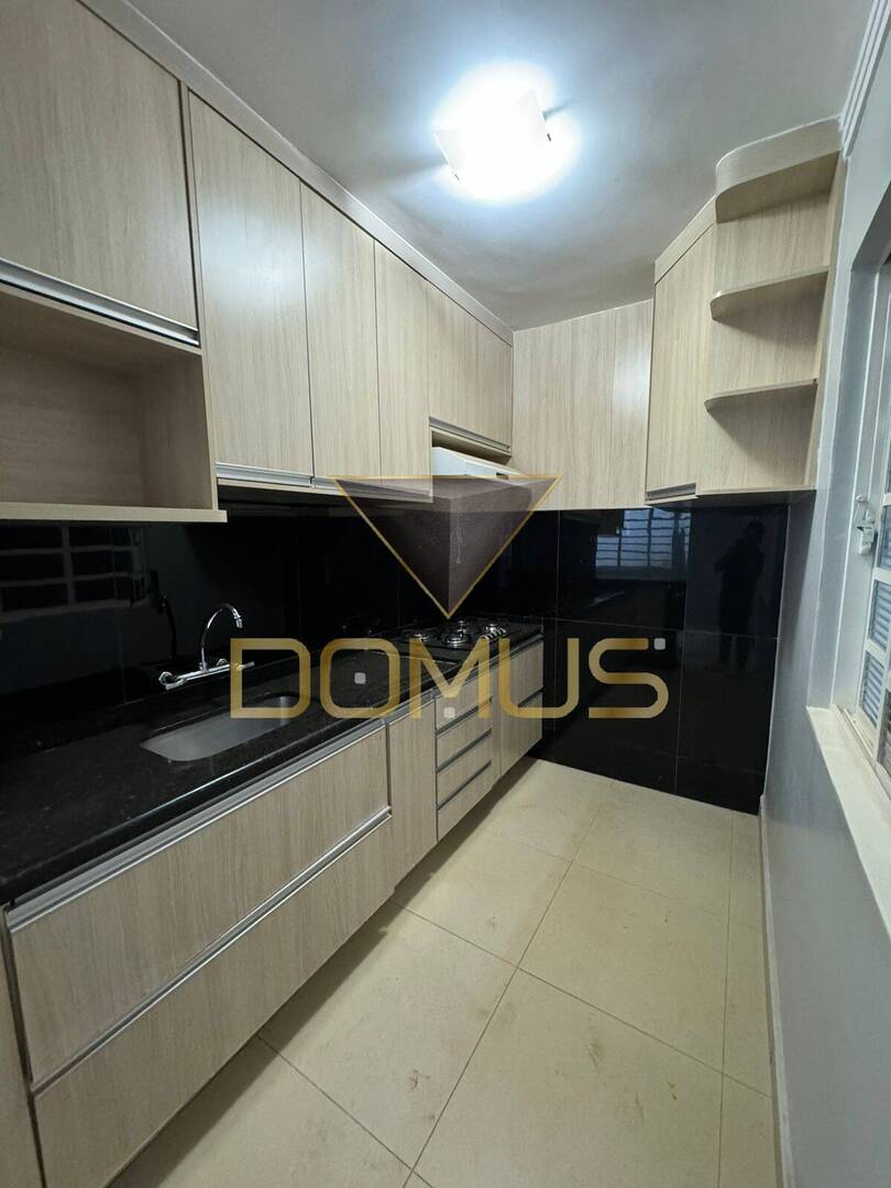 Casa, 2 quartos, 215 m² - Foto 2