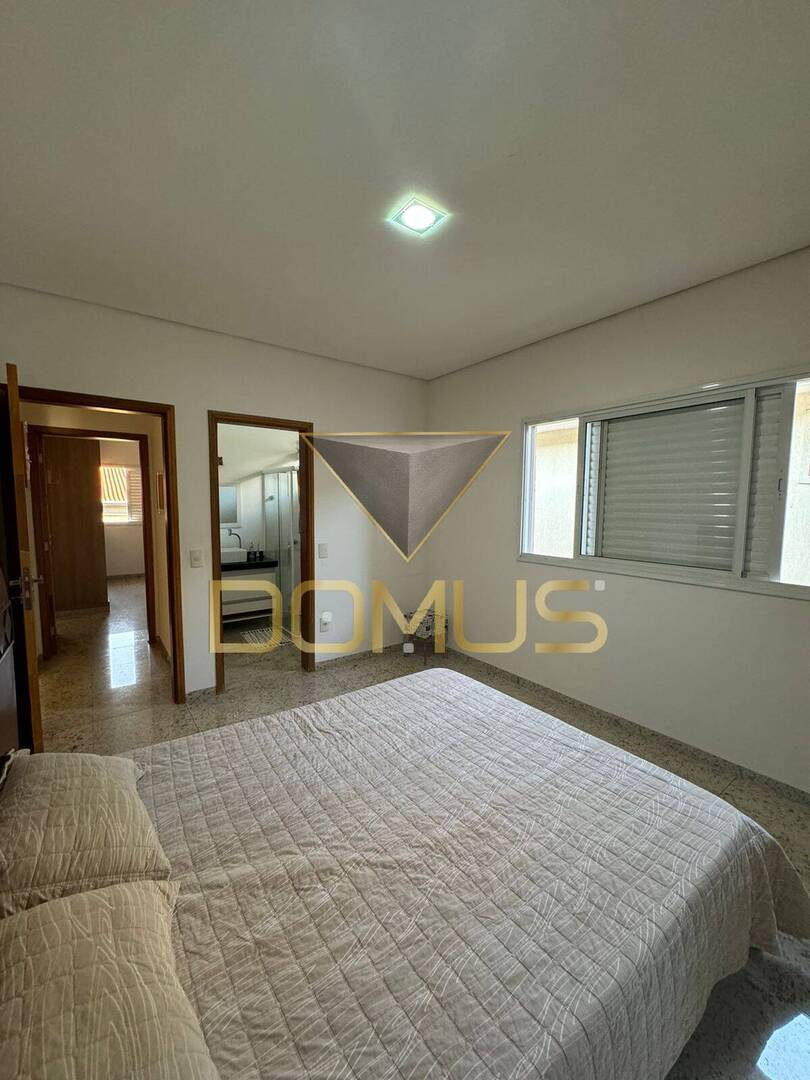 Sobrado, 3 quartos, 329 m² - Foto 33