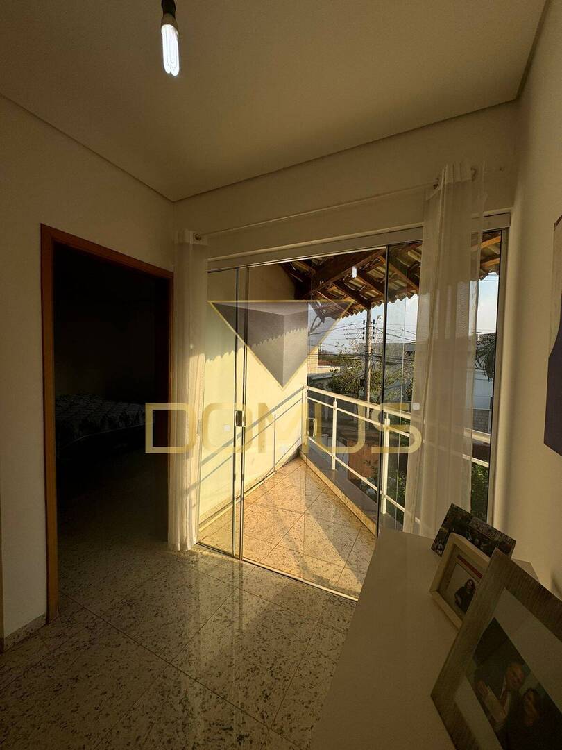 Sobrado, 3 quartos, 329 m² - Foto 34