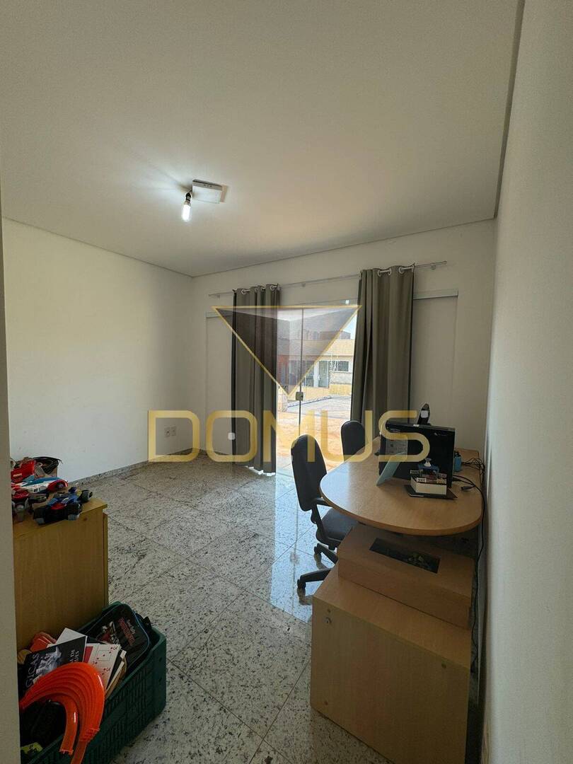 Sobrado, 3 quartos, 329 m² - Foto 38