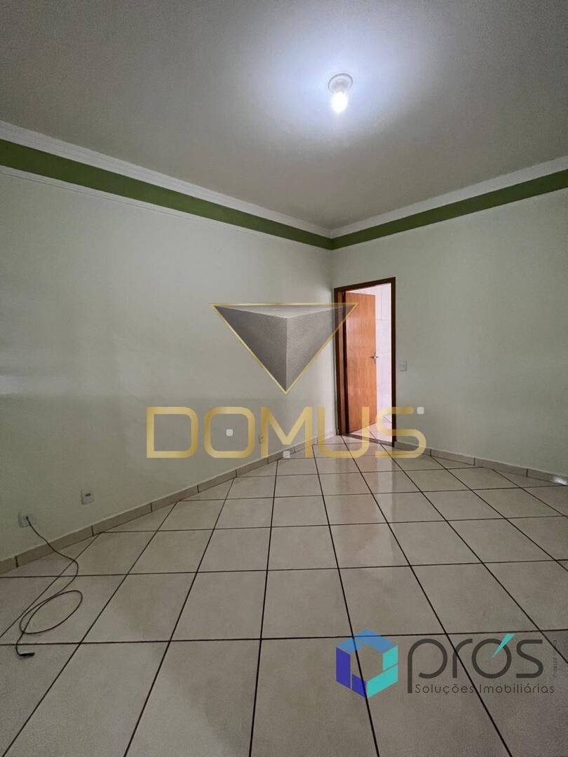 Casa, 3 quartos, 112 m² - Foto 4