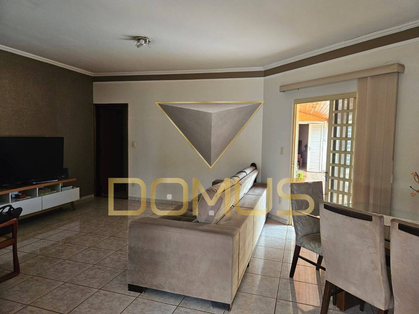 Casa, 3 quartos, 248 m² - Foto 3