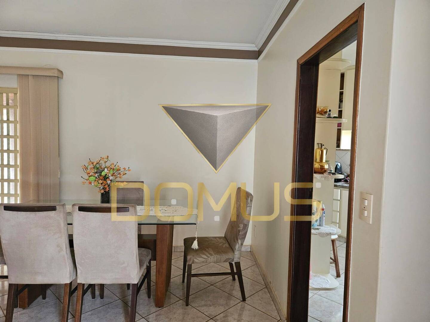 Casa, 3 quartos, 248 m² - Foto 4