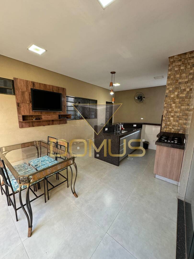 Casa, 4 quartos, 165 m² - Foto 3