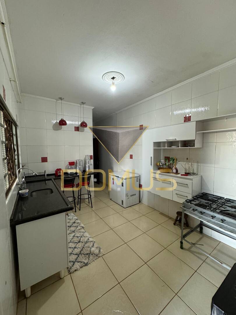 Casa, 4 quartos, 165 m² - Foto 22