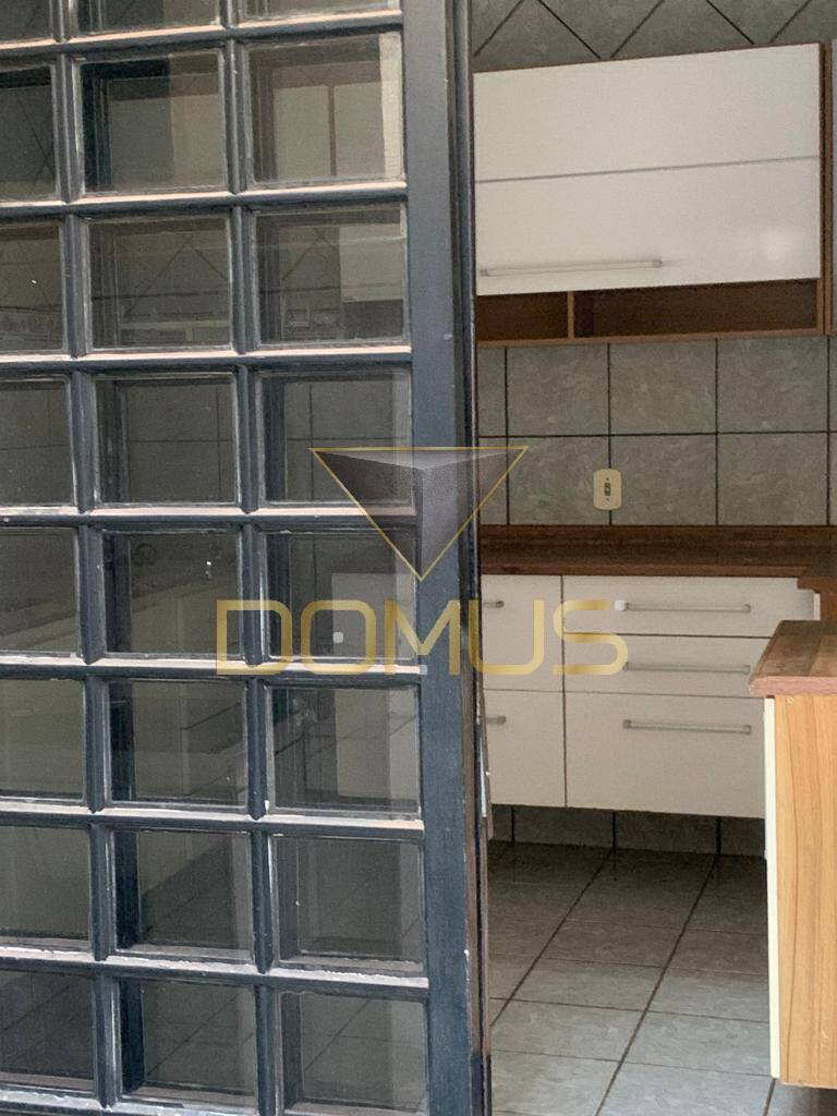 Casa, 2 quartos, 215 m² - Foto 4