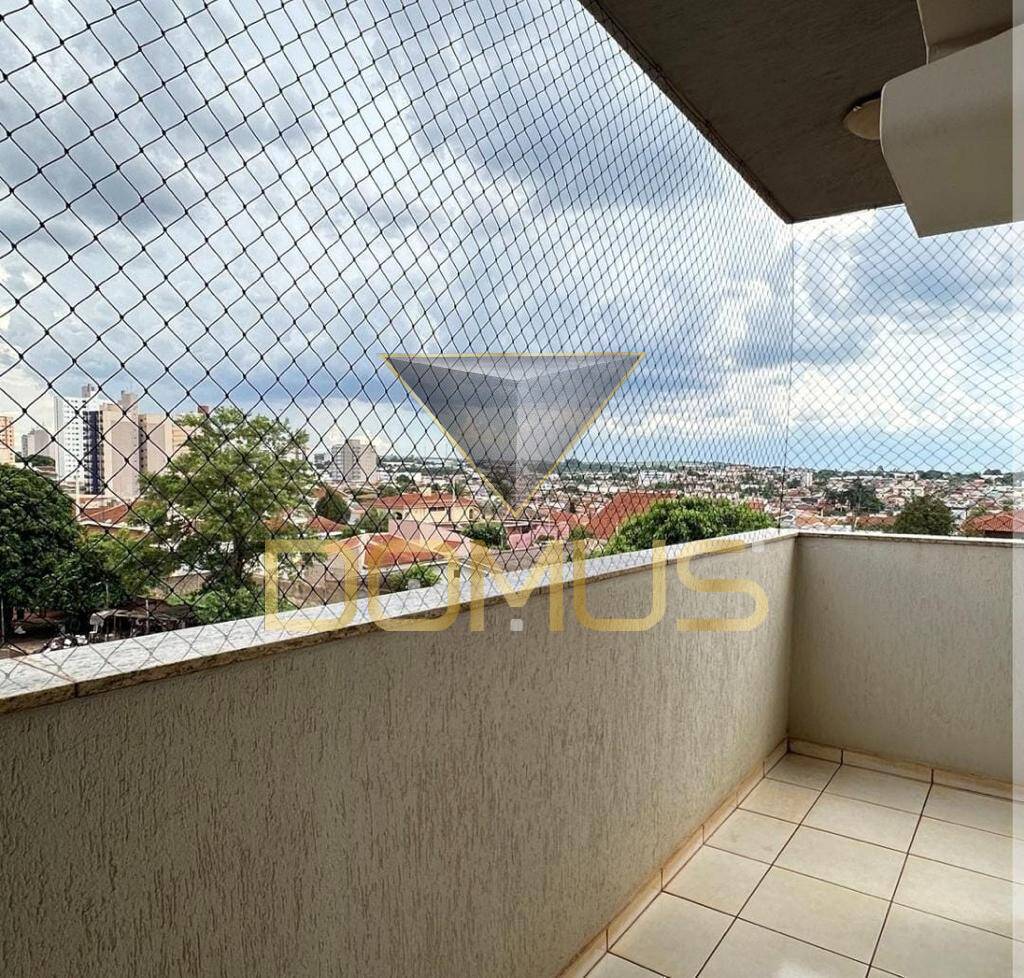 Apartamento, 3 quartos, 137 m² - Foto 1