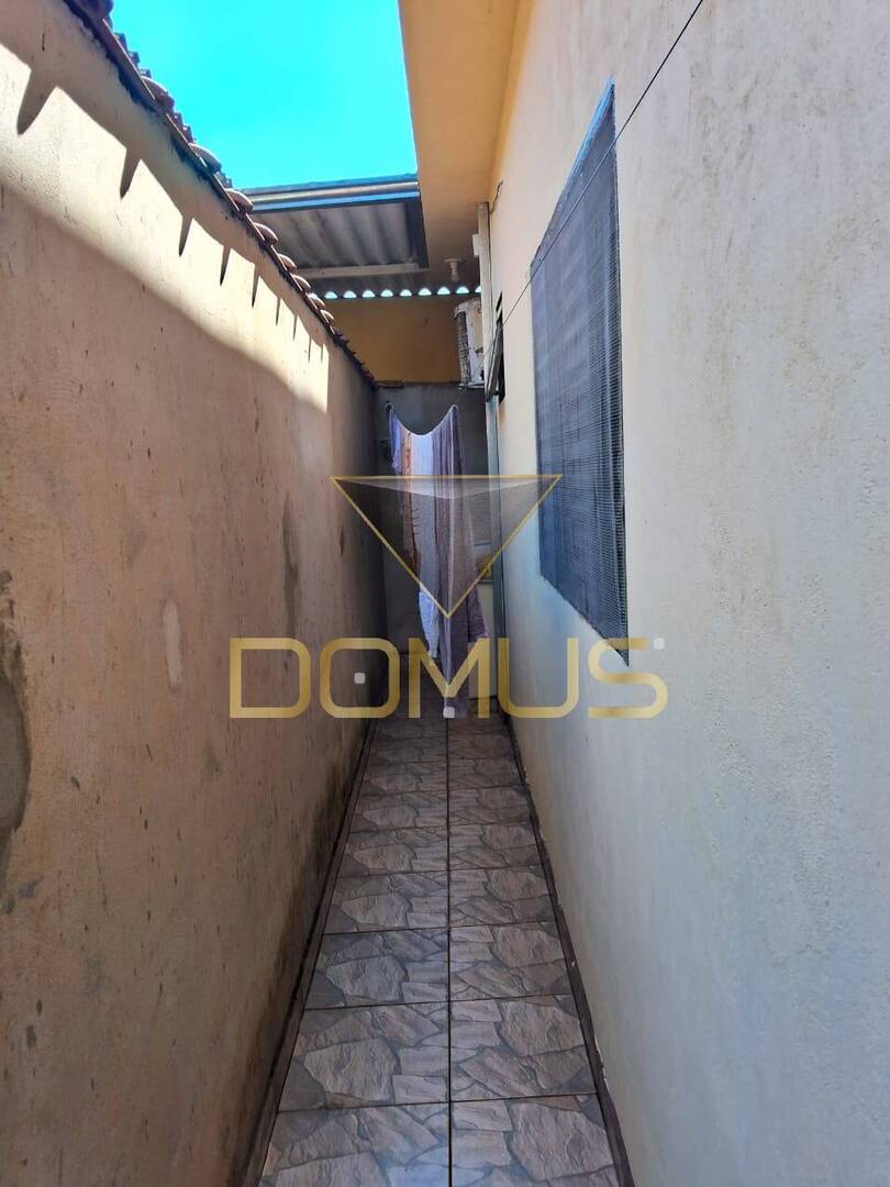 Casa, 5 quartos, 170 m² - Foto 9