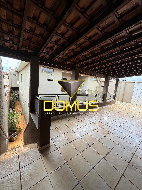 Sobrado, 3 quartos, 387 m² - Foto 5