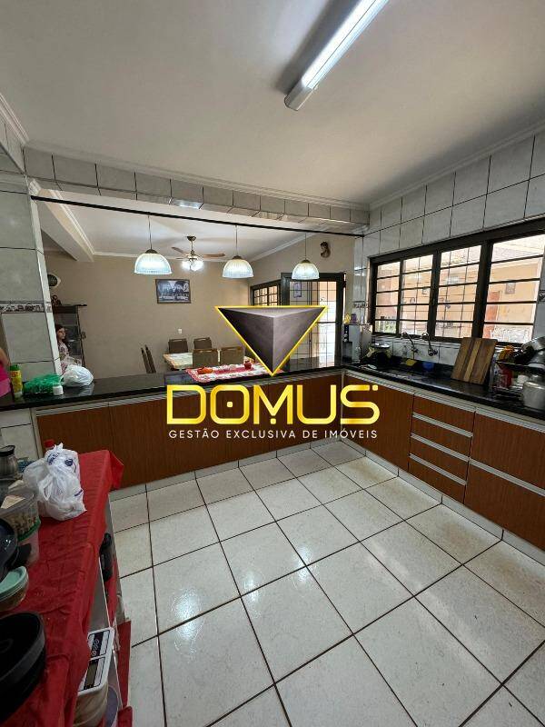 Sobrado, 3 quartos, 387 m² - Foto 13