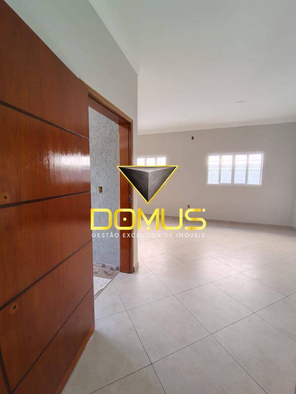 Casa, 3 quartos, 126 m² - Foto 2