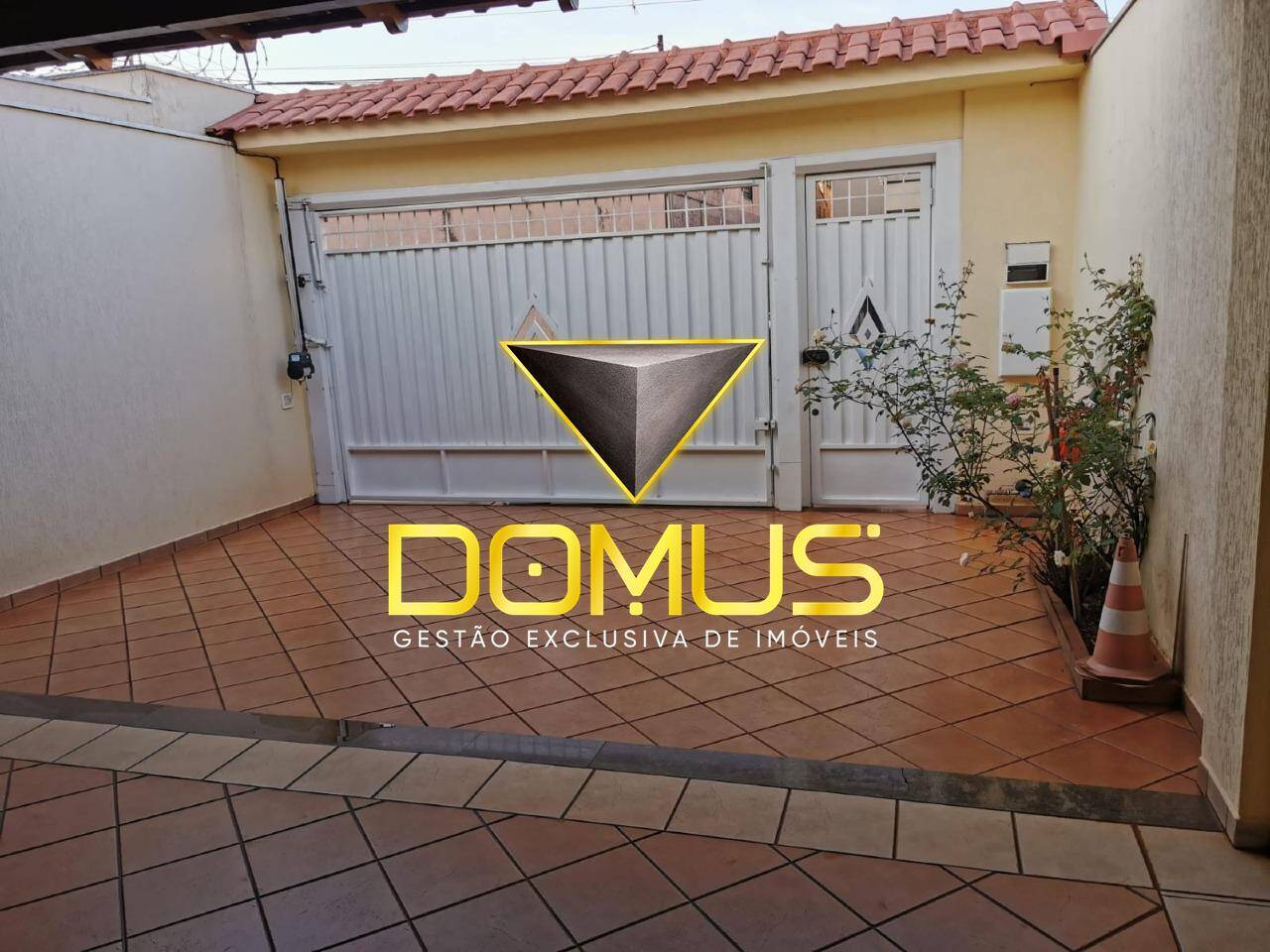 Casa, 3 quartos, 202 m² - Foto 2