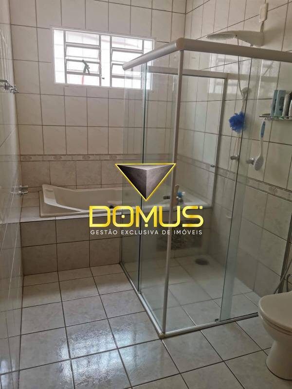 Casa, 3 quartos, 202 m² - Foto 9