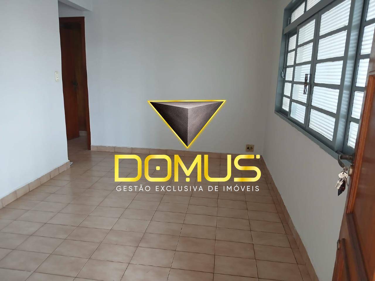 Casa, 3 quartos, 76 m² - Foto 1