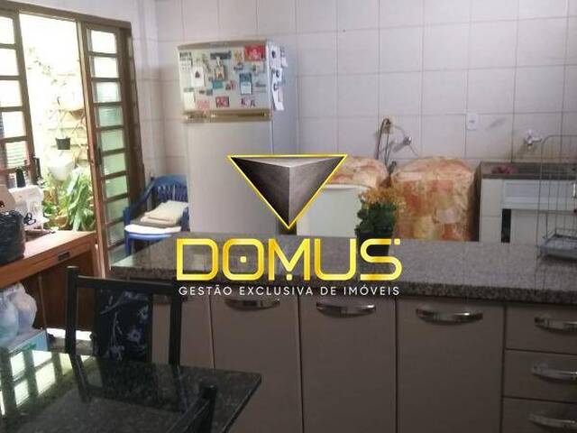 Sobrado para Venda em Ribeirão Preto - 4