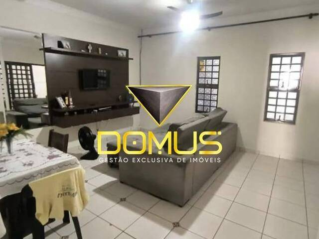Casa para Venda em Ribeirão Preto - 3