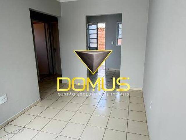 Casa para Venda em Ribeirão Preto - 2
