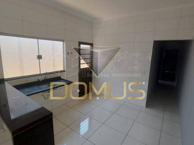Casa para Venda em Ribeirão Preto - 2