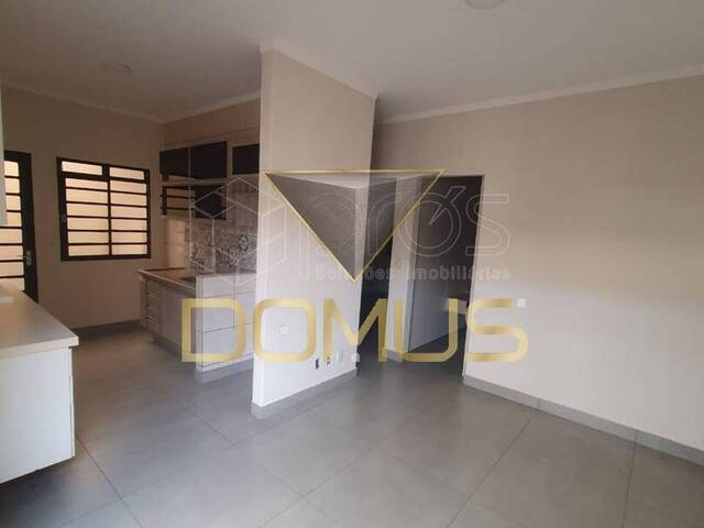 Casa para Venda em Ribeirão Preto - 2