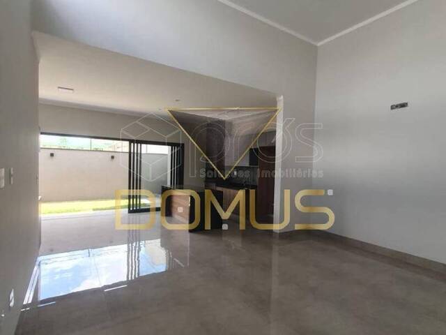 Casa para Venda em Ribeirão Preto - 4
