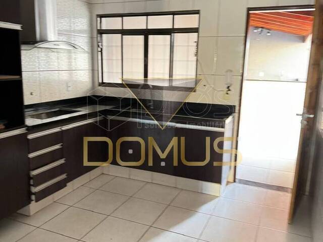 Casa para Venda em Ribeirão Preto - 5