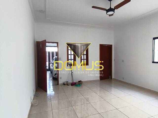 Casa para Venda em Ribeirão Preto - 3