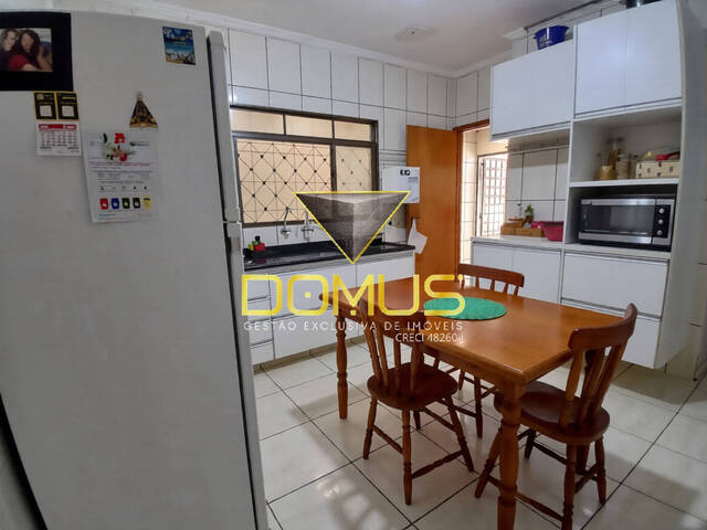 Casa para Venda em Ribeirão Preto - 3